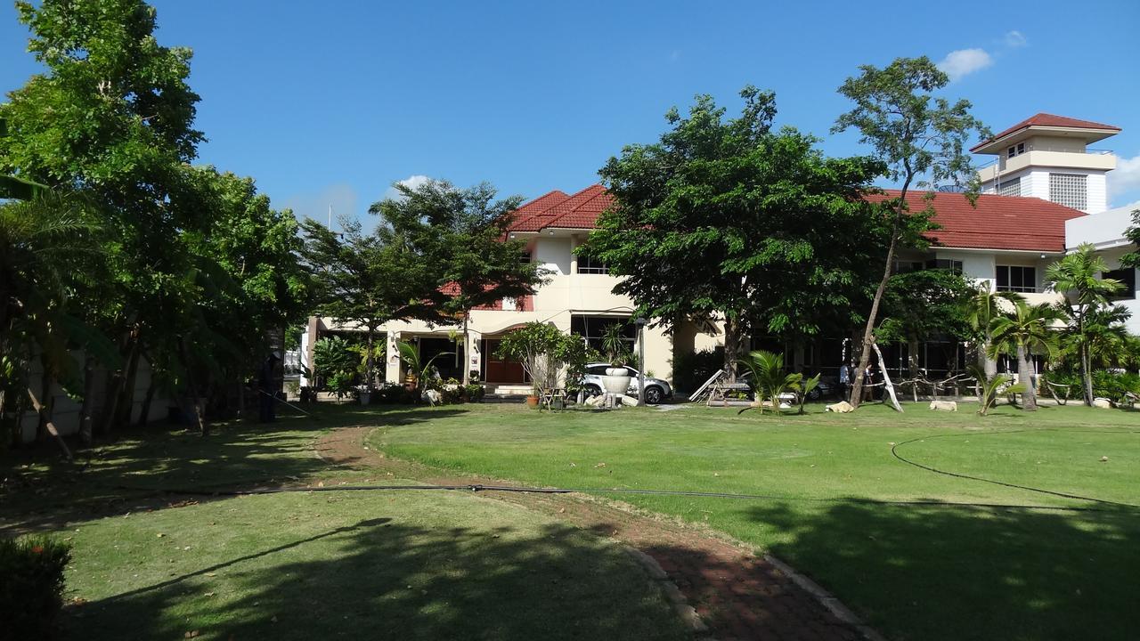 Asias Boutique Club /The Homestays Bantalatrangszit Kültér fotó