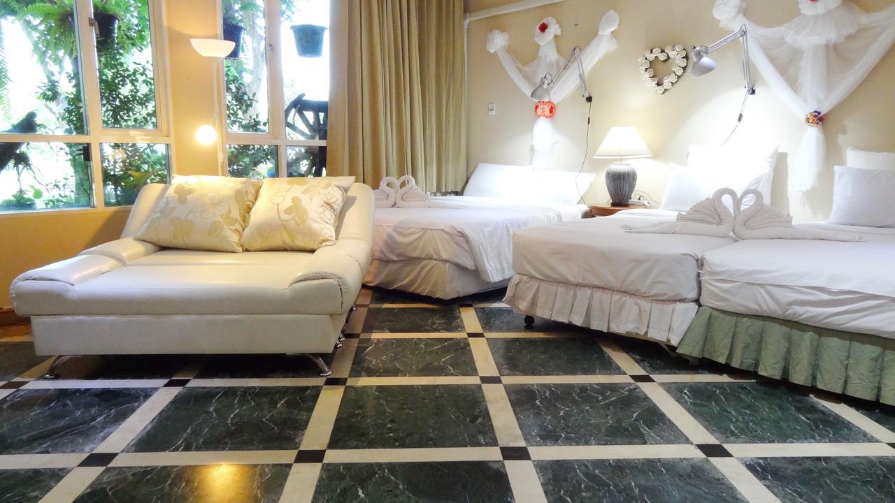 Asias Boutique Club /The Homestays Bantalatrangszit Kültér fotó