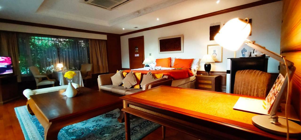 Asias Boutique Club /The Homestays Bantalatrangszit Kültér fotó