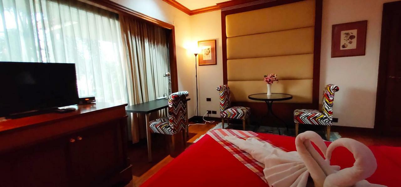 Asias Boutique Club /The Homestays Bantalatrangszit Kültér fotó